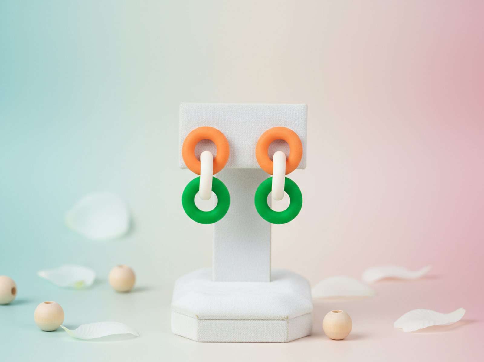 tricolor-radiance-rounds