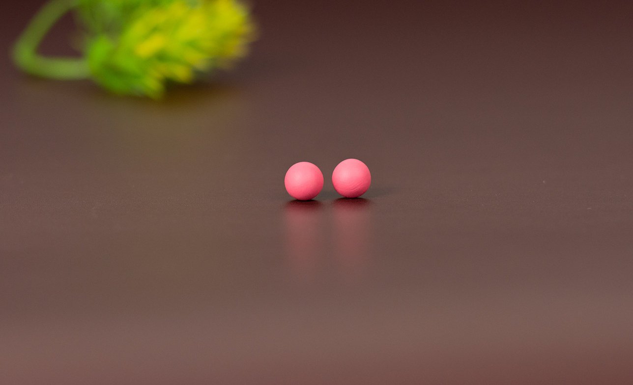 mommy-me-pink-ball-studs