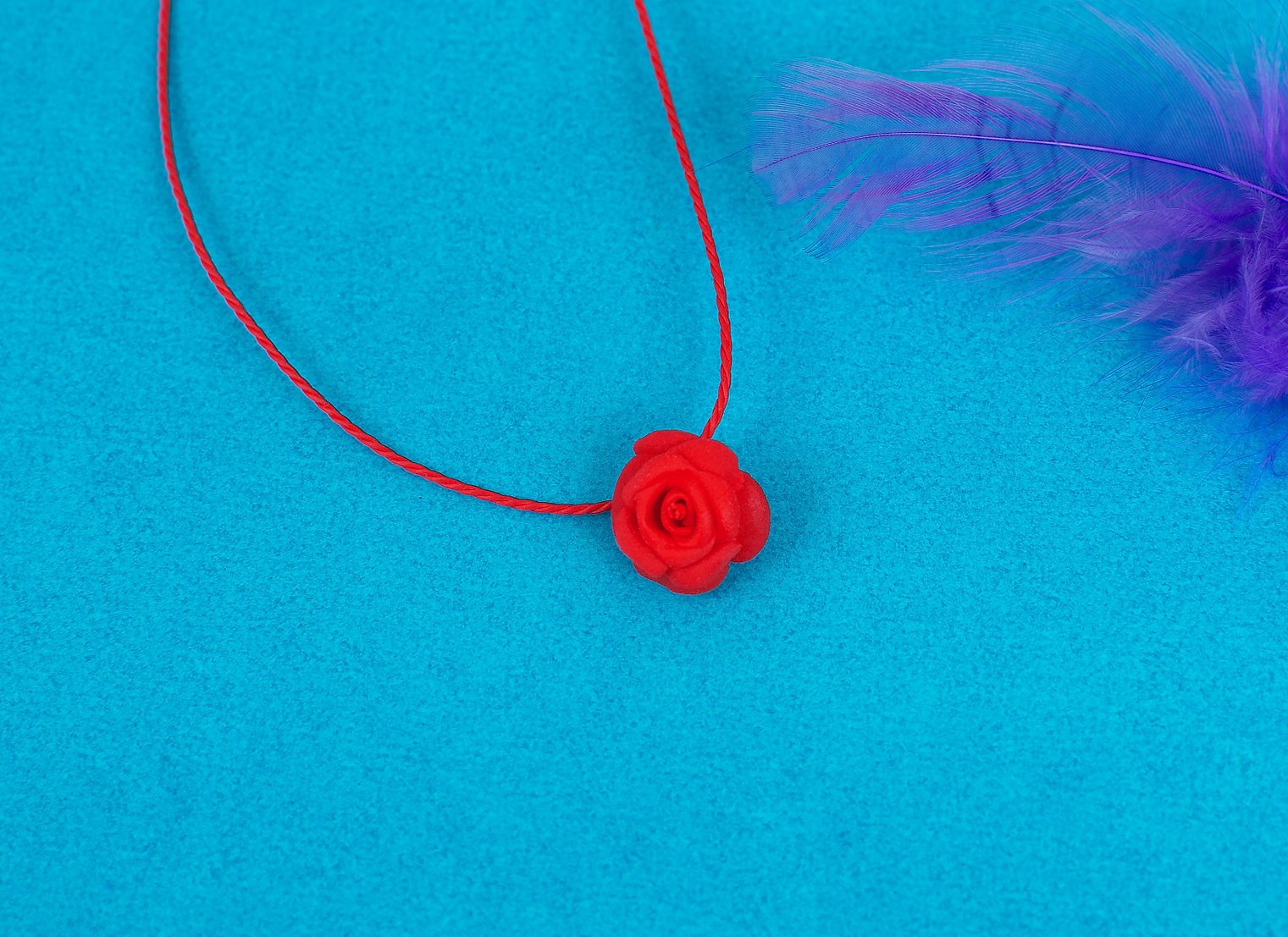 mini-red-rose-pendant