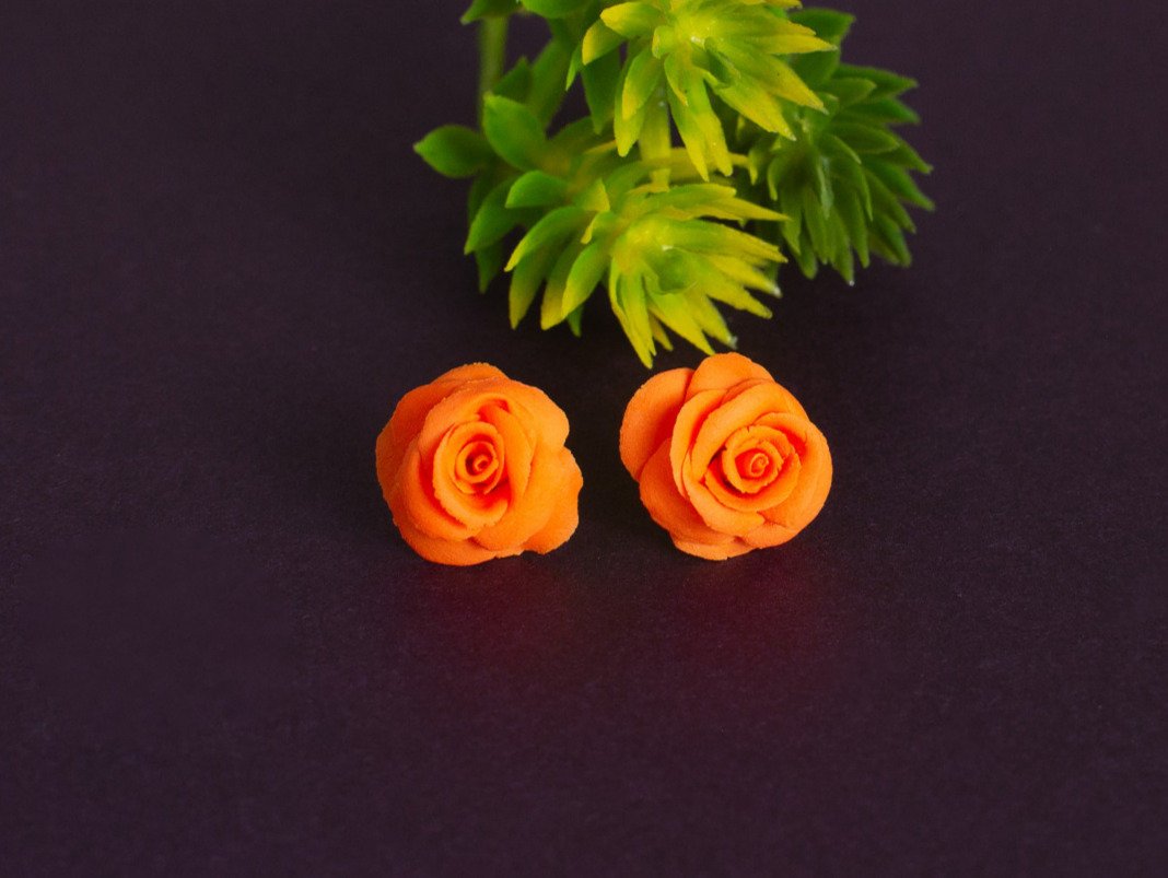 mini-orange-rose-studs